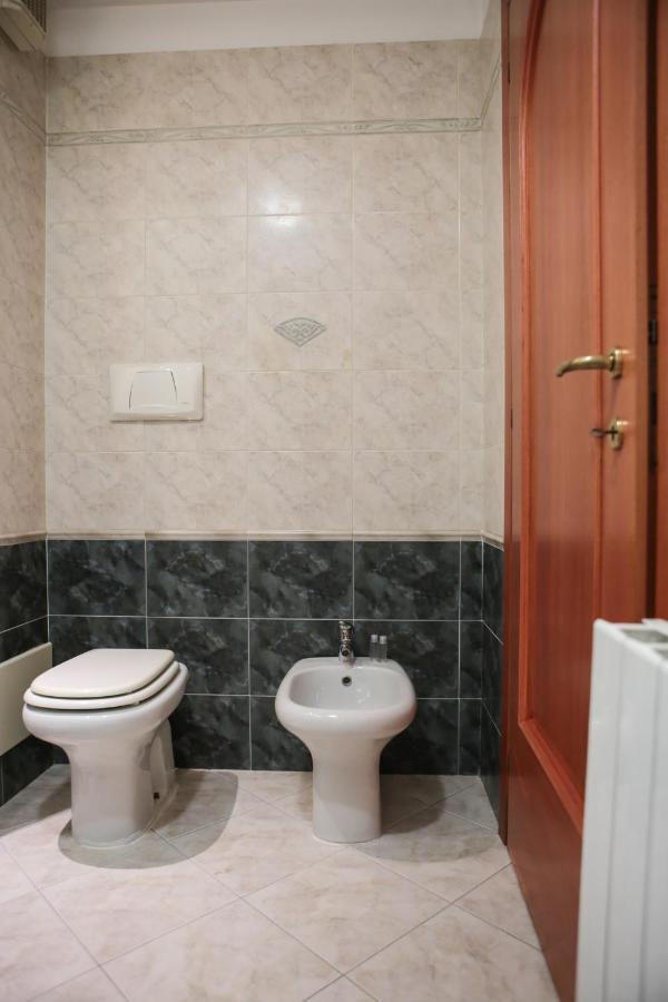 Monreale House Apartment Каляри Екстериор снимка